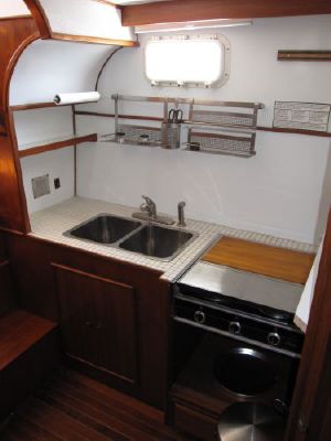 Boats for Sale & Yachts CHB Sundeck Tri 1981 All Boats 