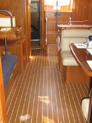 Boats for Sale & Yachts Hunter 426/44 (non deck salon) 2003 All Boats 